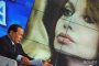 Нов "женски" скандал се завихря около Берлускони 