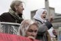 Близки на загинали в Босна приеха с гняв решението на Трибунала в Хага 