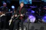 Bon Jovi взриви Националния стадион, въпреки алергията