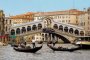 Италия спира круизите във Венеция