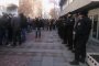 Напрежението в Пловдив расте, стотици фенове са пред съда