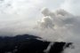 Вулкан в Еквадор избълва стълб от пепел
