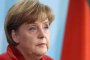 Рейтингът на Меркел тръгна надолу, германците не искат мигранти