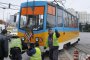 Два трамвая се удариха на площад Македония