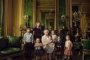   Елизабет II се снима с внуците си 
