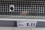   Клиент засне мишка на витрина в хипермаркет