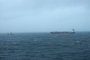   Британска фрегата ескортира руски кораб в Северно море