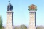 Манолова: Бутам паметника на Съв.армия, но все пак да има и референдум