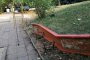 Вандали счупиха пейките на детска площадка в Дианабад 