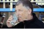 ВВС: Бил Гейтс пи фекална вода