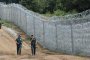 Участъци от стената на границата се нуждаят от спешен ремонт: Янев