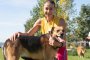 Мирела Демирева зарадва с разходка куче от приюта в Горни Богров