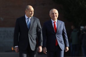 България и Албания не са просто съюзници, а партньори и приятели. Принос за това има българското малцинство в страната, посочи Радев