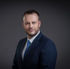  Ще уважим правото на ГЕРБ на първи мандат и ще изчакаме да видим какво ще предприемат
