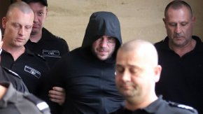 Две съдебни инстанции отхвърлят искането и потвърждават, че всички законови основания за продължаване на ареста му са налице