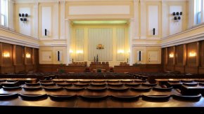 
Припомняме, че само ден по-рано стана ясно, че от Промяната дръпнаха предходната си кандидатура на бившия зам.-министър на земеделието Иван Христанов за поста.
