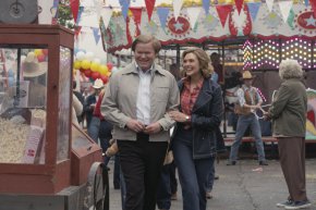 Жанрово това е истински криминален сериал, но режисьорът и изпълнителн продуцент на сериала Лесли Линка Глатър (Вътрешна сигурност, Истинска кръв, Западното крило, Спешно отделение) го нарича американска трагедия.
