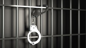 

Момчето е задържано с полицейска мярка за срок до 24 часа. 
