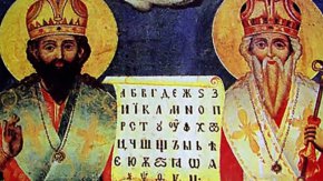 
"В 11 часа започва един много вълнуващ празник на пл. "Славейков". Ще има срещи с писатели, детска работилница, литературна работилница, базар за книги. Искам да поздравя всички хора на просветата, културата, науката с този вълнуващ празник. Да си пожелаем те да продължат да ни водят, защото това са най-важните ценности". 