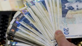 
Преди време за Русинов ви разказахме в разследване на Тина Ивайлова за злоупотреби с милиони левове в община Бойчиновци.

 