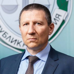 "Казусът "Осемте джуджета" е изключително грозна, груба и безпардонна употреба на специализираната прокуратура, която е използвана за разчистване на сметки". Това обяви временният главен прокурор Борислав Сарафов по време на изслушването си от Висшия съдебен съвет за аферата, която беляза неизличимо престоя на Иван Гешев начело на прокуратурата.