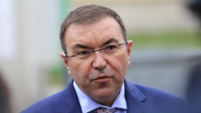 В документите пише, че г-н Емин е проявил “вербална агресия”