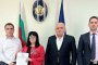 Споразумение за отпускане на около 1,5 млн. лева (14,5 млн. леи) от България за нуждите на район Тараклия беше подписано в Българското посолство в столицата на Молдова от посланичката ни Мая Добрева и председателя на район Тараклия Иван Паслар.