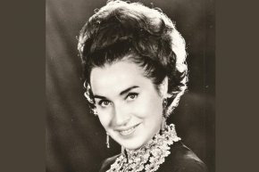 Маргрет Николова 