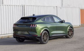 Гамата на Ford Mustang Mach-E GT за 2024 г. ще стане още по-голяма.