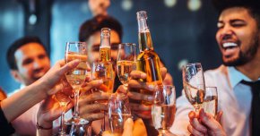 Банков гигант нареди на служителите си да намалят употребата на алкохол