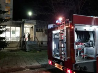 Продължава разследването на причините за пожара в психодиспансера в Бургас