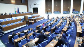 Владеенето на български език да бъде задължително условие за придобиване на българско гражданство. Това е записано в приетите на първо четене промени в Закона за българското гражданство.