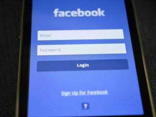      Голям проблем с Facebook и Instagram установиха потребители преди