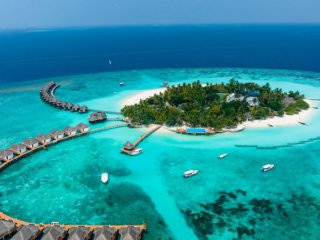 Архипелагът Малдиви популярна туристическа точка в Индийския океан призова индийските