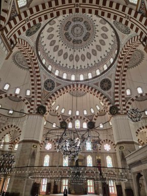    Истанбул на Мимар Синан: джамии, ресторанти и боза   