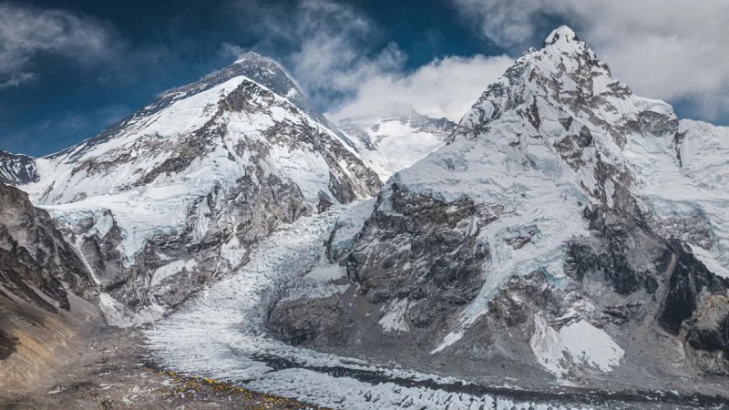 Британски алпинист и непалски водач счупиха собствените си рекорди за