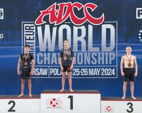 Българинът Александър Делчев завоюва световна титла на най-престижното граплинг състезание в света АDCC World Championship във възраст U17.