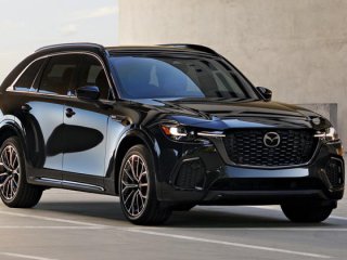 Mazda CX 70 от 2025 г е SUV от среден