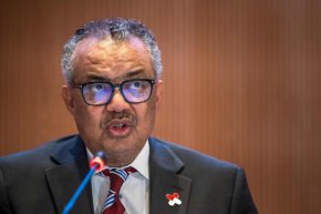 Ръководителят на СЗО Тедрос Адханом Гебрейесус произнася реч в деня на откриването на 77-ата Световна здравна асамблея в Женева на 27 май.