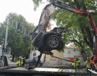 Със 175 км/ч се е движил джипът, който се разцепи в Пловдив
