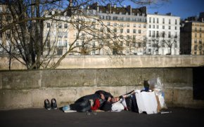  Френските власти са обвинени в "социално прочистване" преди Олимпийските игри