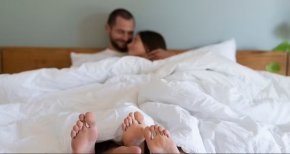 Уникално проучване разкри защо мъжете и жените издават различни звуци по време на секс