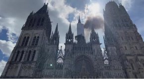 Готическа катедрала се запали във Франция 