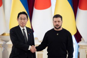 Япония ще преведе милиарди замразени руски пари на Украйна