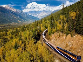 Пътуването с канадския спален вагон Rocky Mountaineer между Ванкувър и