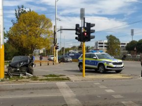  Задържаха за 72 часа шофьора, помел жена, докато чака да пресече 