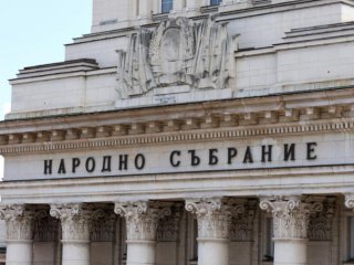 АПС с 1 мандат в София, БСП – с 2 в 23-ти МИР, Божанов зорлем събира преференции – 7 за ППДБ в най-големия район