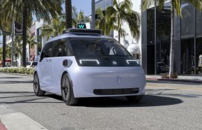 Waymo разкрива роботакси на базата на платформата Zeekr SEA-M  