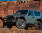 2025 Jeep Wrangler V-6 запазва ръчната скоростна кутия, но отново получава автоматична