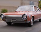 Джей Лено е възстановил двигателя на своя автомобил Chrysler Turbine Car